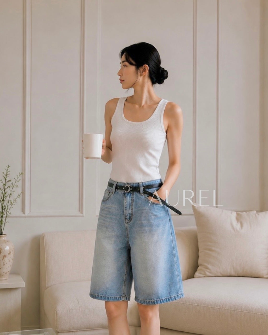 Maren Denim Bermuda Shorts (Light Blue）